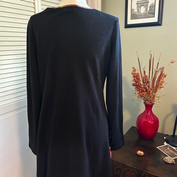 Beautiful cowl neck black sweater dress with black and white sleeves and collar. - Picture 5 of 6